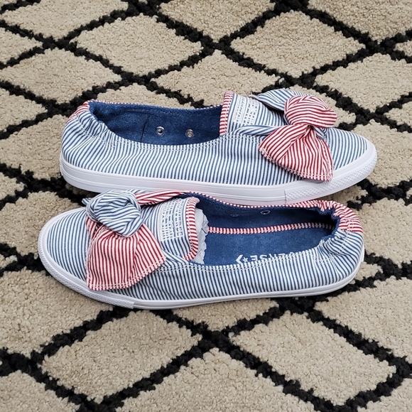 Converse Knot Slip Low Top Slip On - Picture 2 of 5